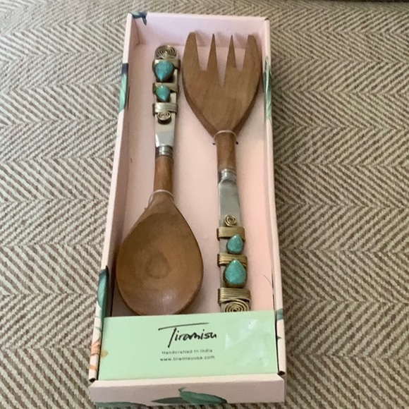 Wood serving set with stone accents - Picture 2 of 4